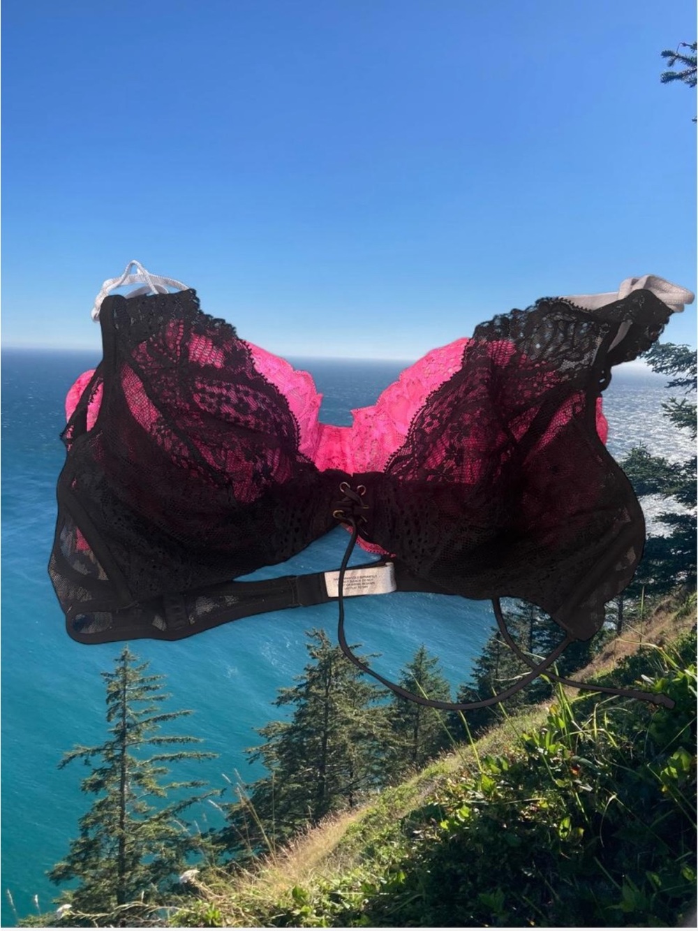 Victoria’s Secret 36B Lace unlined Underwire Bra - Black & Hot Pink